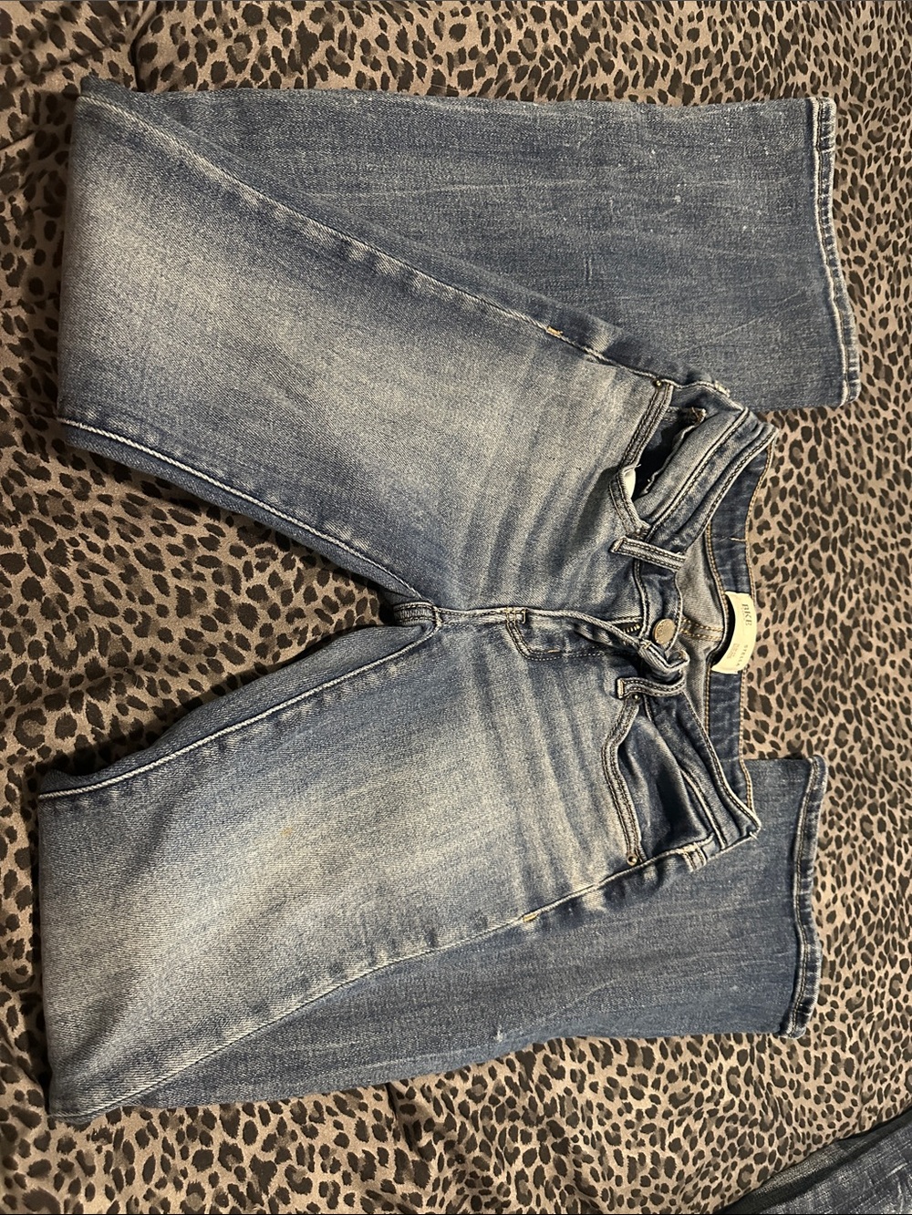 BKE Women's Light Blue boot cut Jeans 25/32